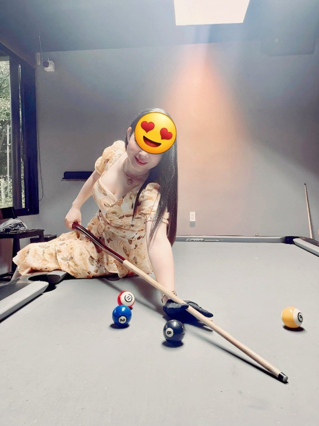 Hà Anh Xinh Đẹp Ngoan Tình – Một Trong Những Em Hàng Ngon Tại TP Huế, Gái Gọi Huế Đầy Đam Mê